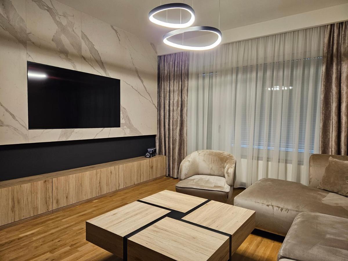 Adav Luxus Apartment Visoko Luaran gambar